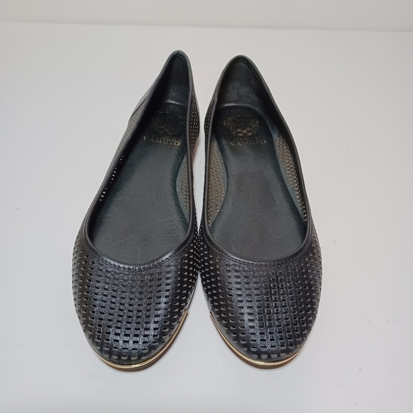 VINCE CAMUTO CAYA 8M / 38 Black Leather Cutout Slip On Loafers Flats Shoes see p - Picture 1 of 7